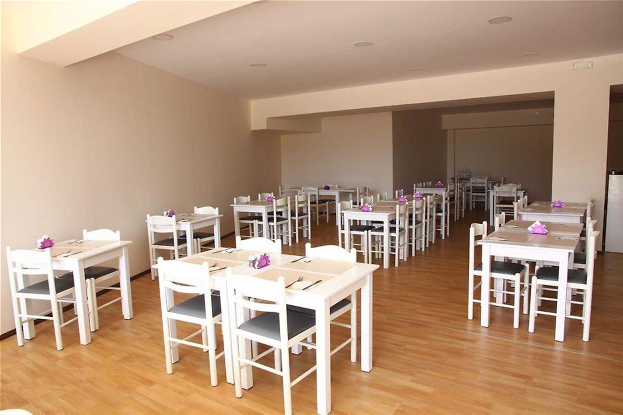 Triton Garden Hotel Malia Buitenkant foto